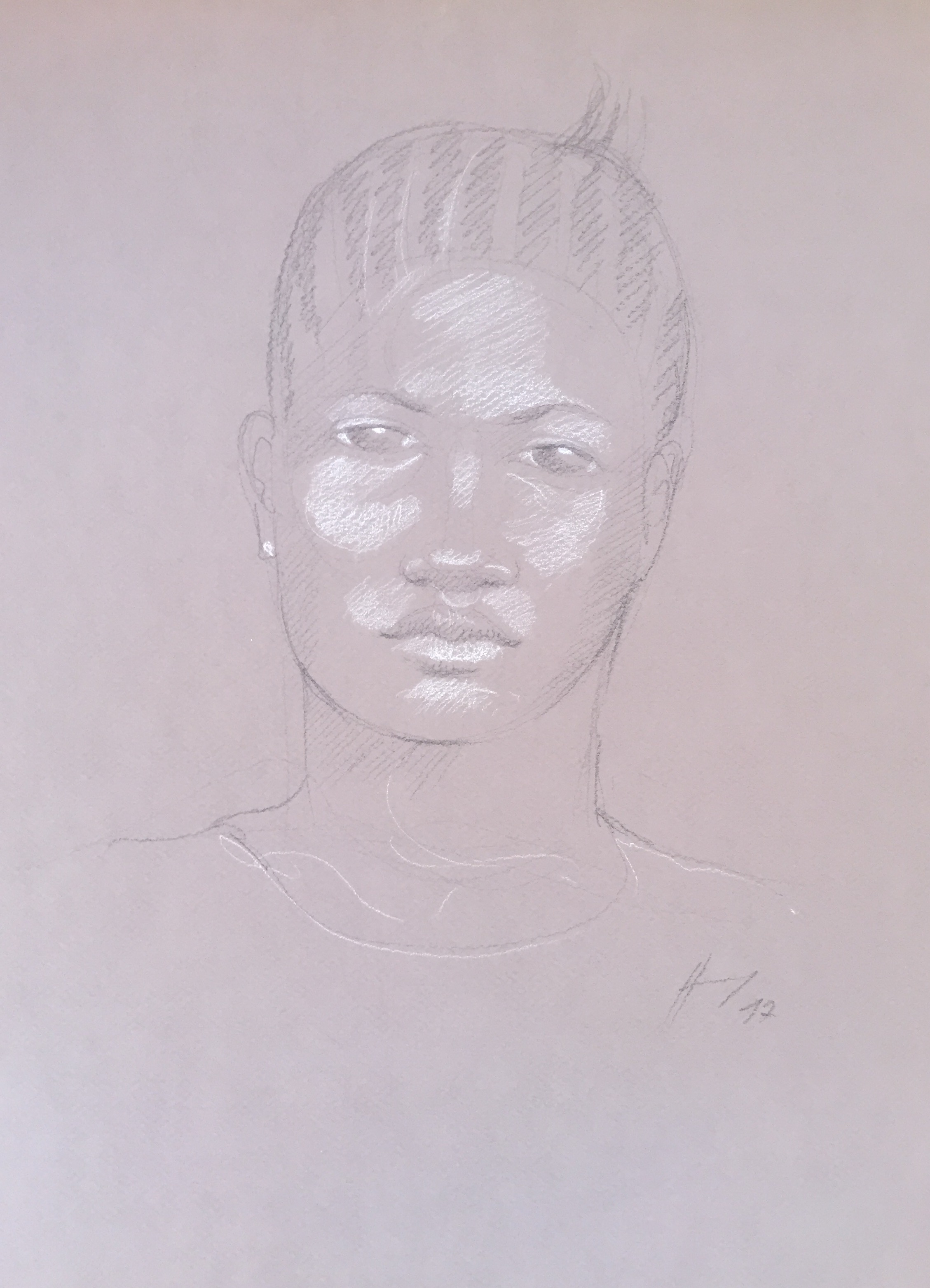 Portrait 9 : Bamako Mali pierre noire et crayon blanc